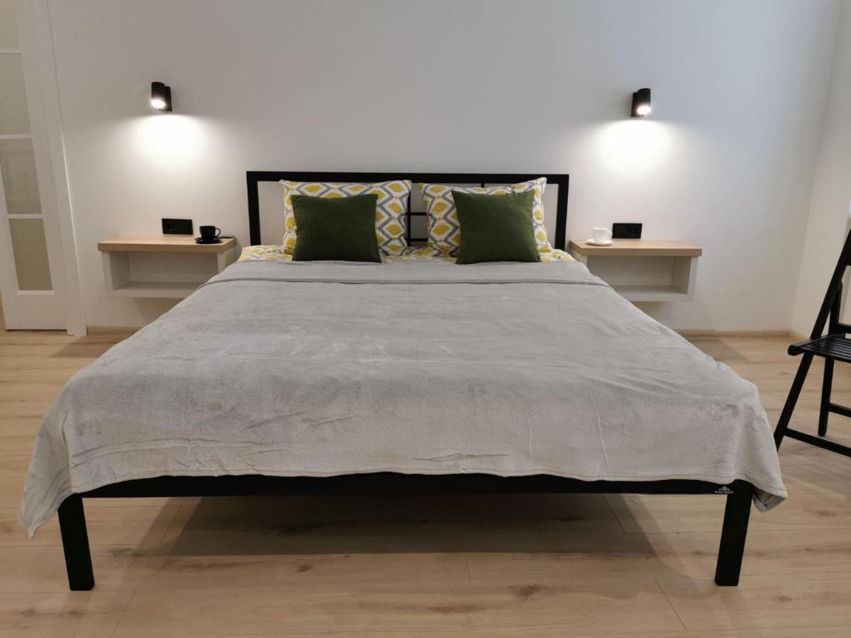 ריבנה Soborna Apartment מראה חיצוני תמונה