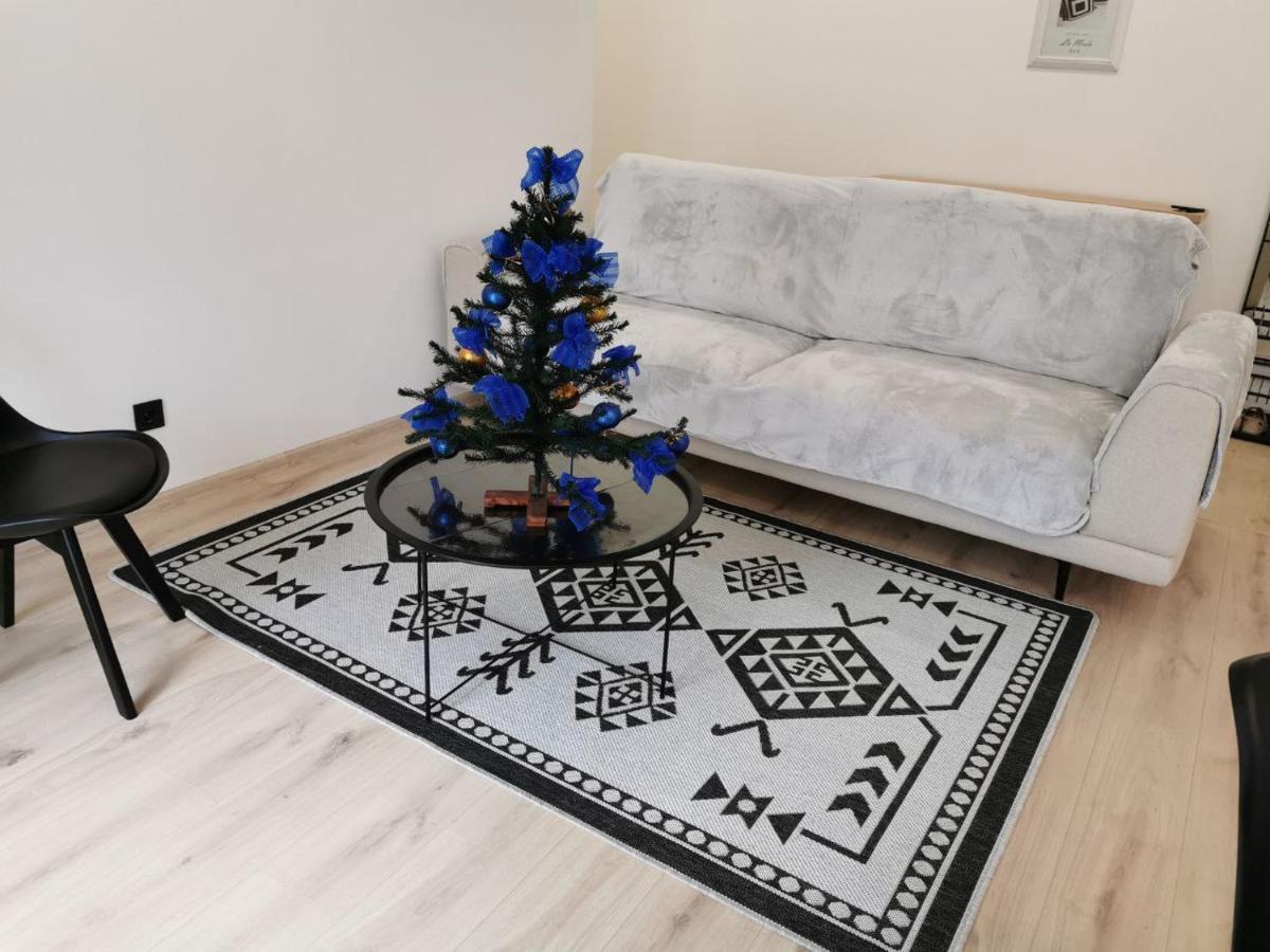 ריבנה Soborna Apartment מראה חיצוני תמונה