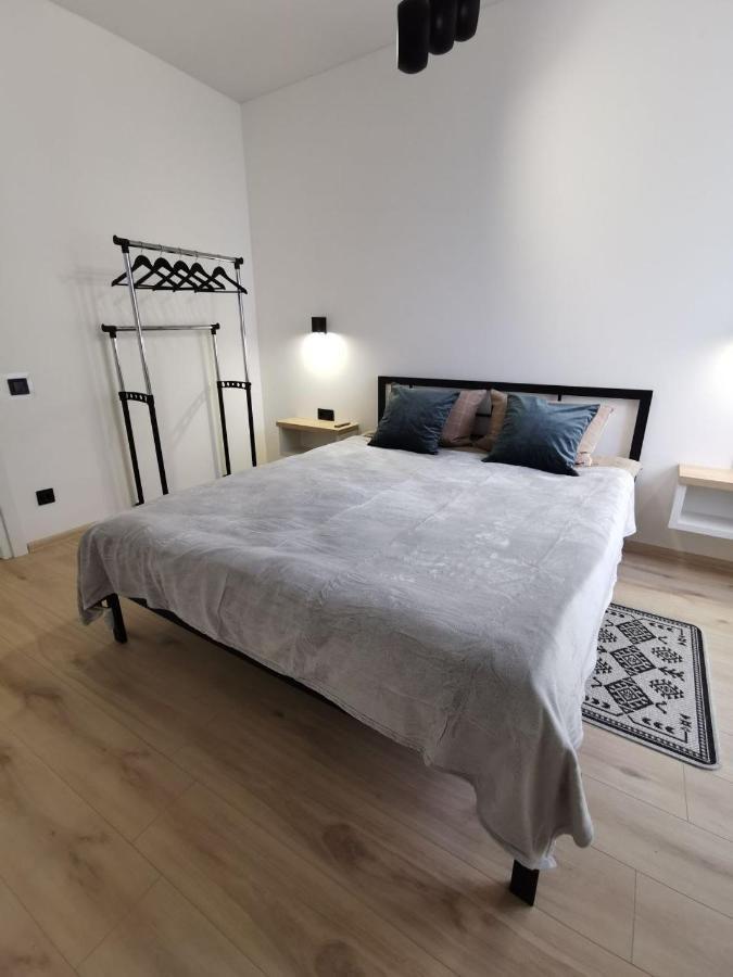 ריבנה Soborna Apartment מראה חיצוני תמונה