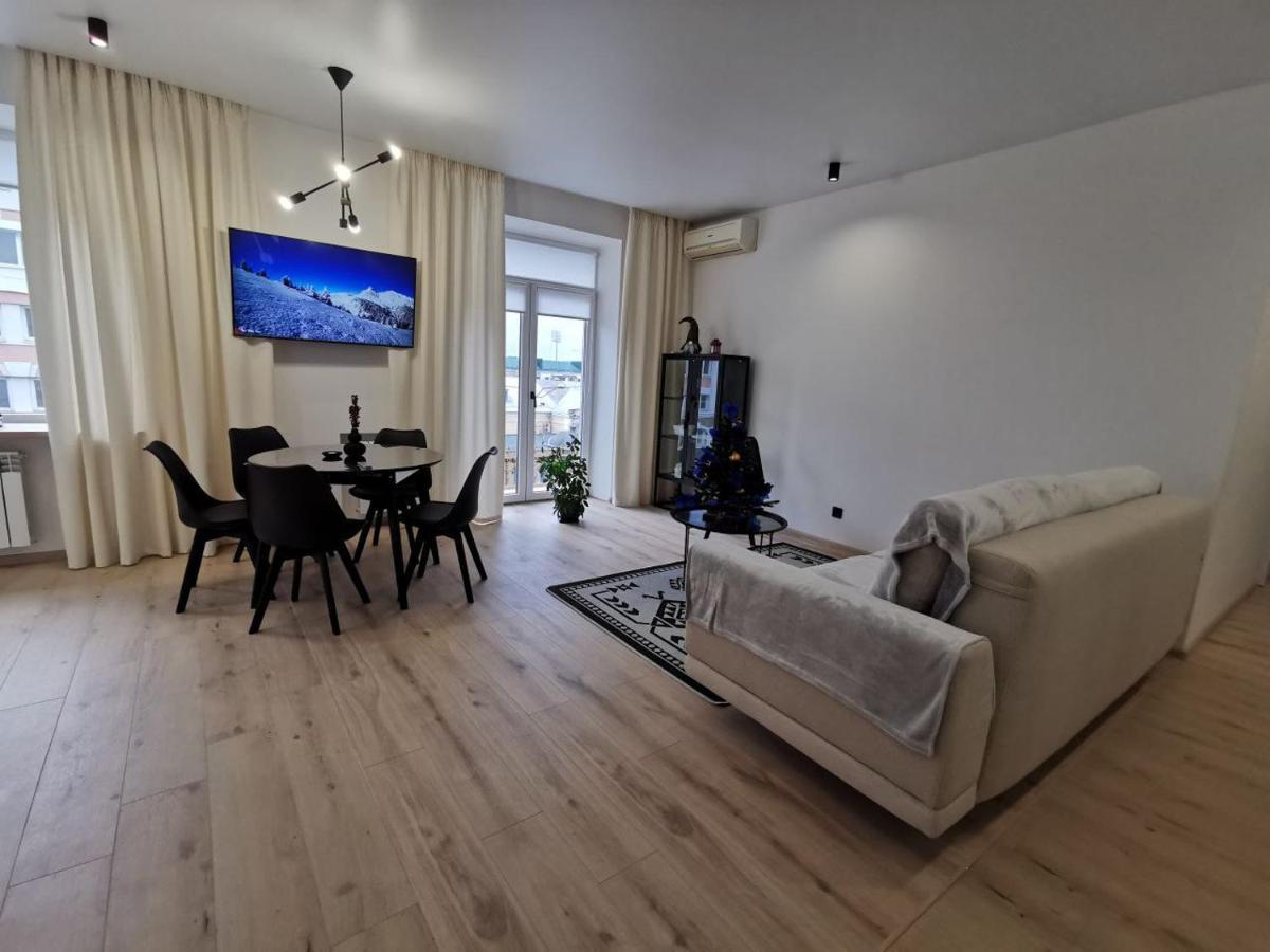ריבנה Soborna Apartment מראה חיצוני תמונה