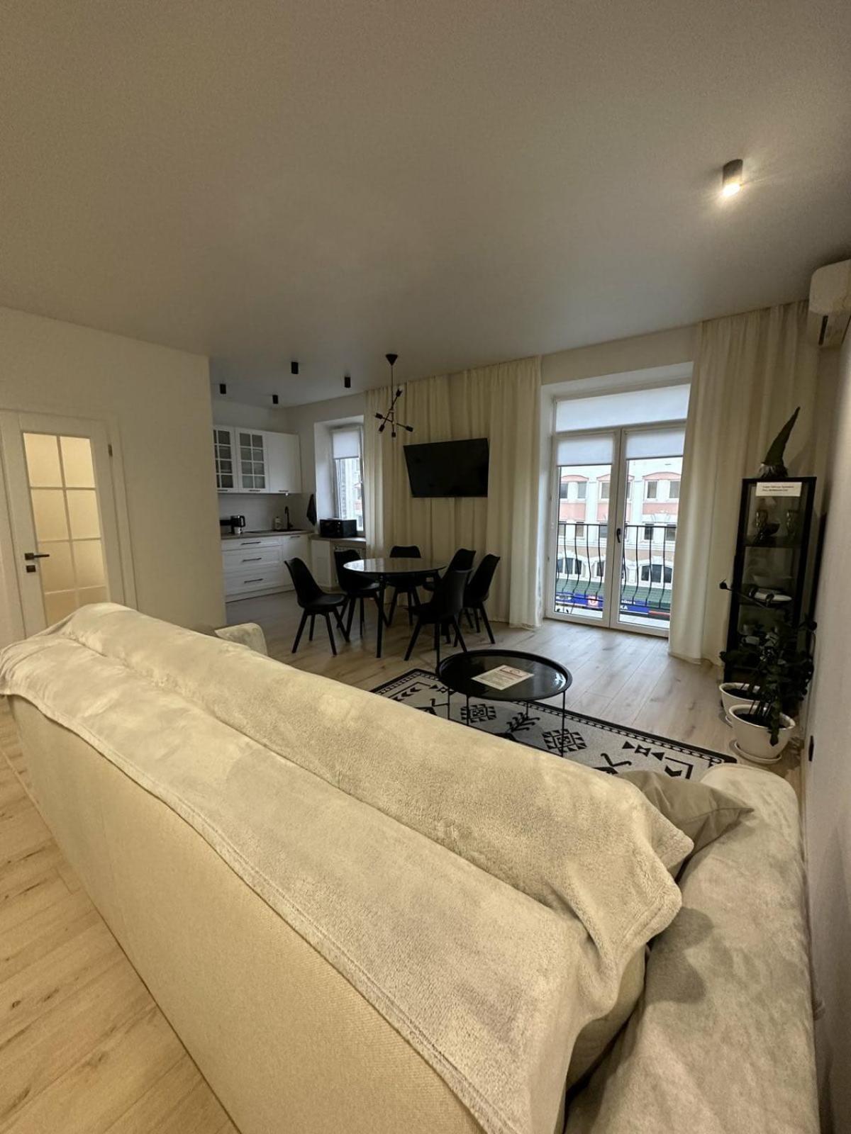 ריבנה Soborna Apartment מראה חיצוני תמונה